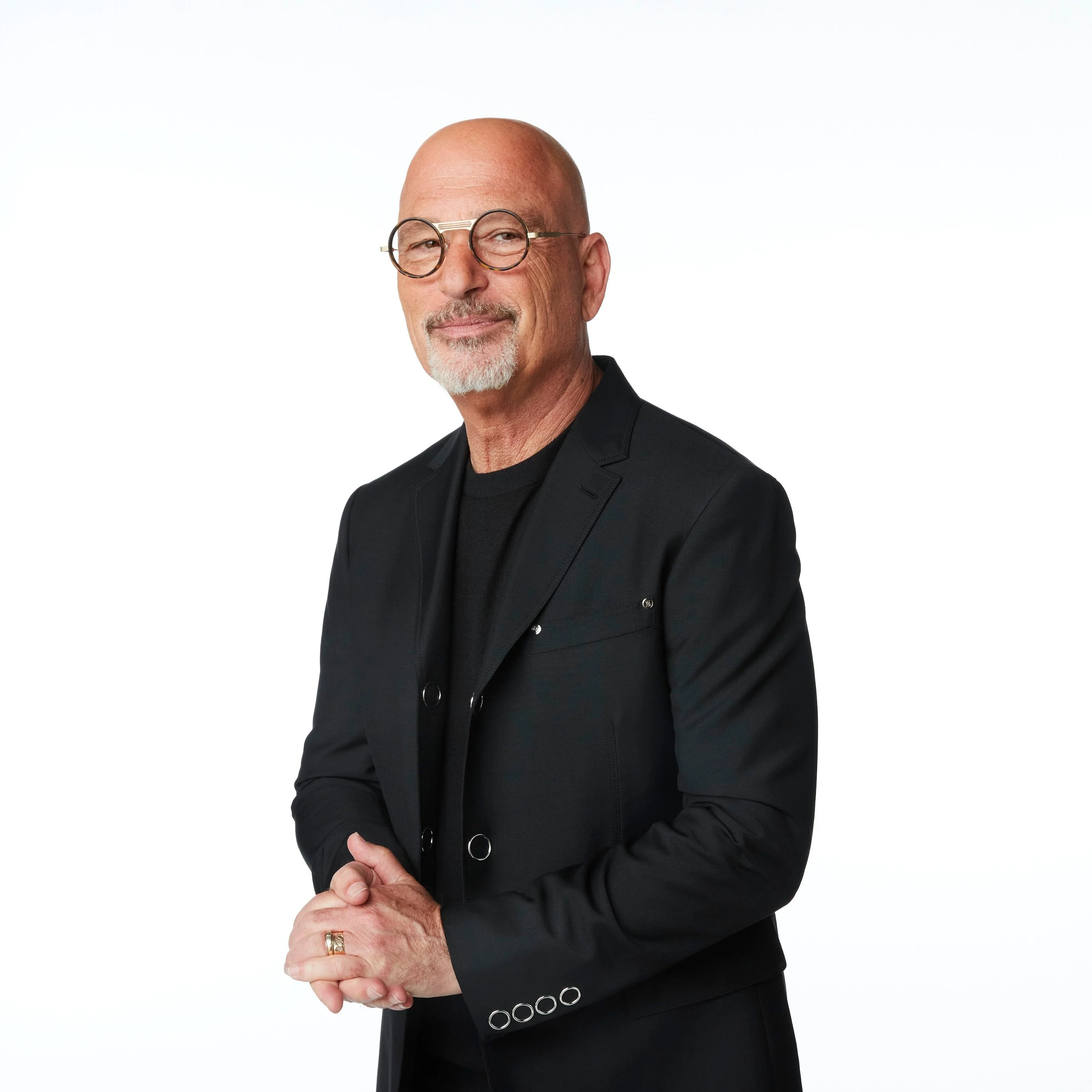 1020-buffy-see-howie-mandel-2.webp BUFFY - SEE × Howie Mandel