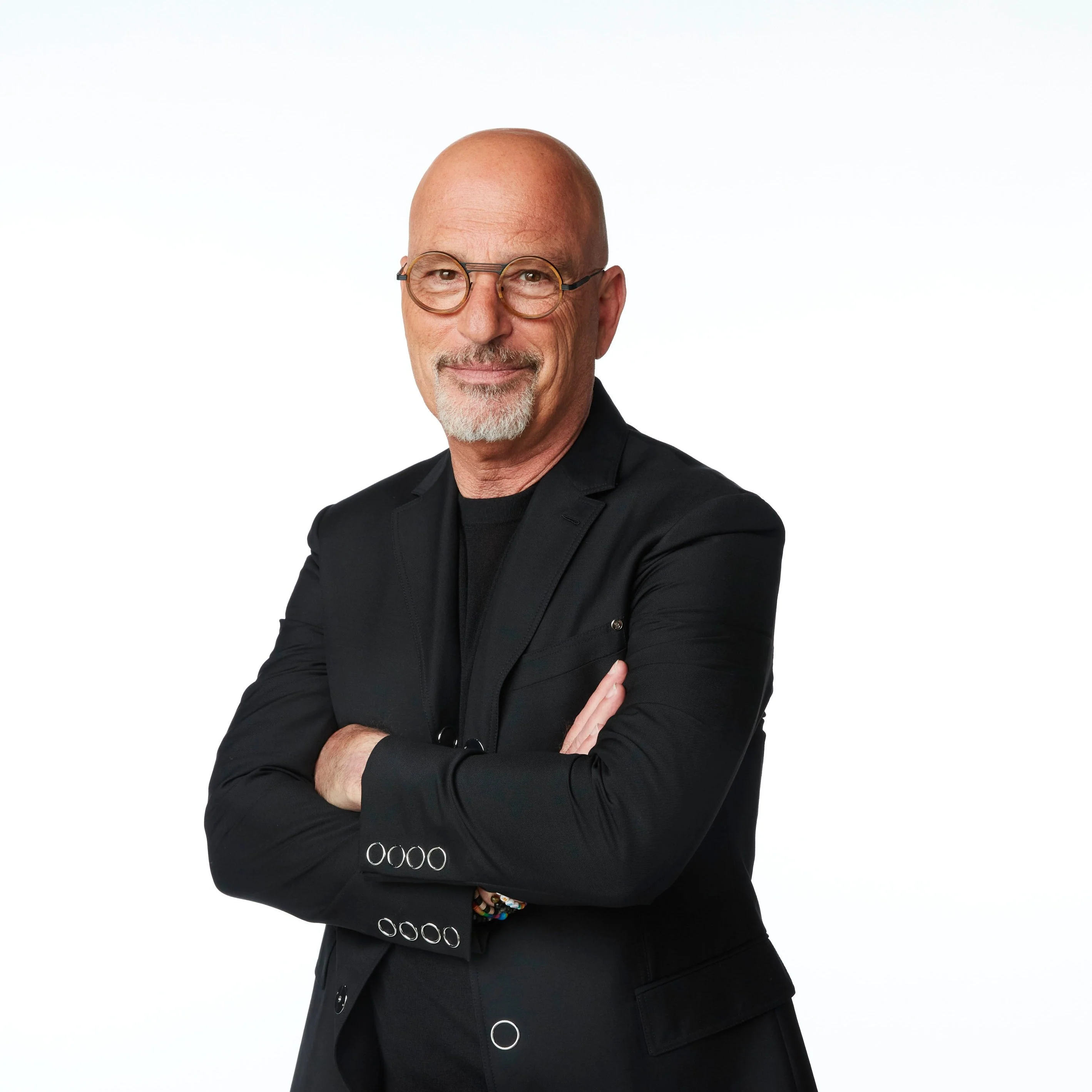 1020-buffy-see-howie-mandel-6.webp BUFFY - SEE × Howie Mandel