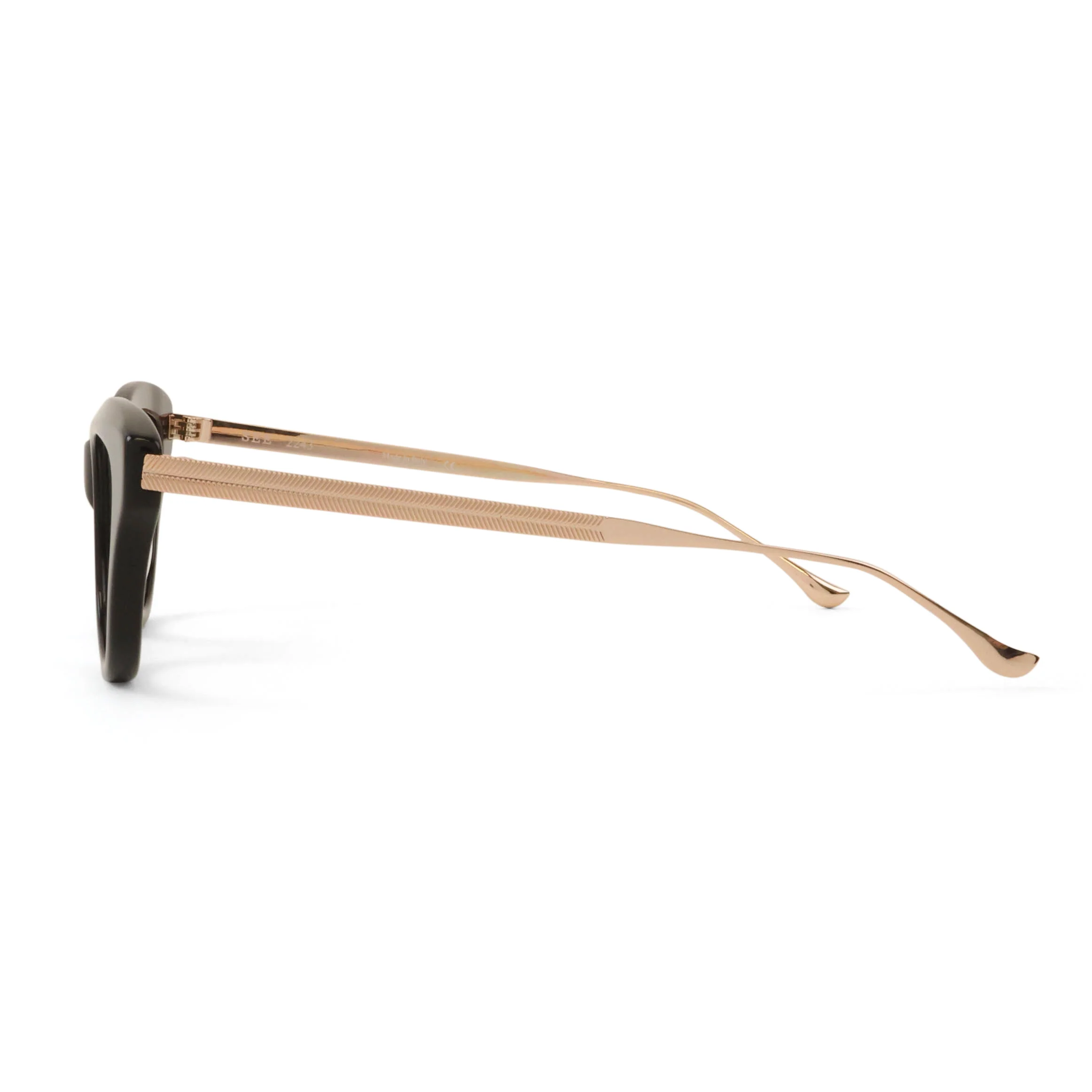 268-see-2243-titanium-8.webp SEE 2243 Titanium